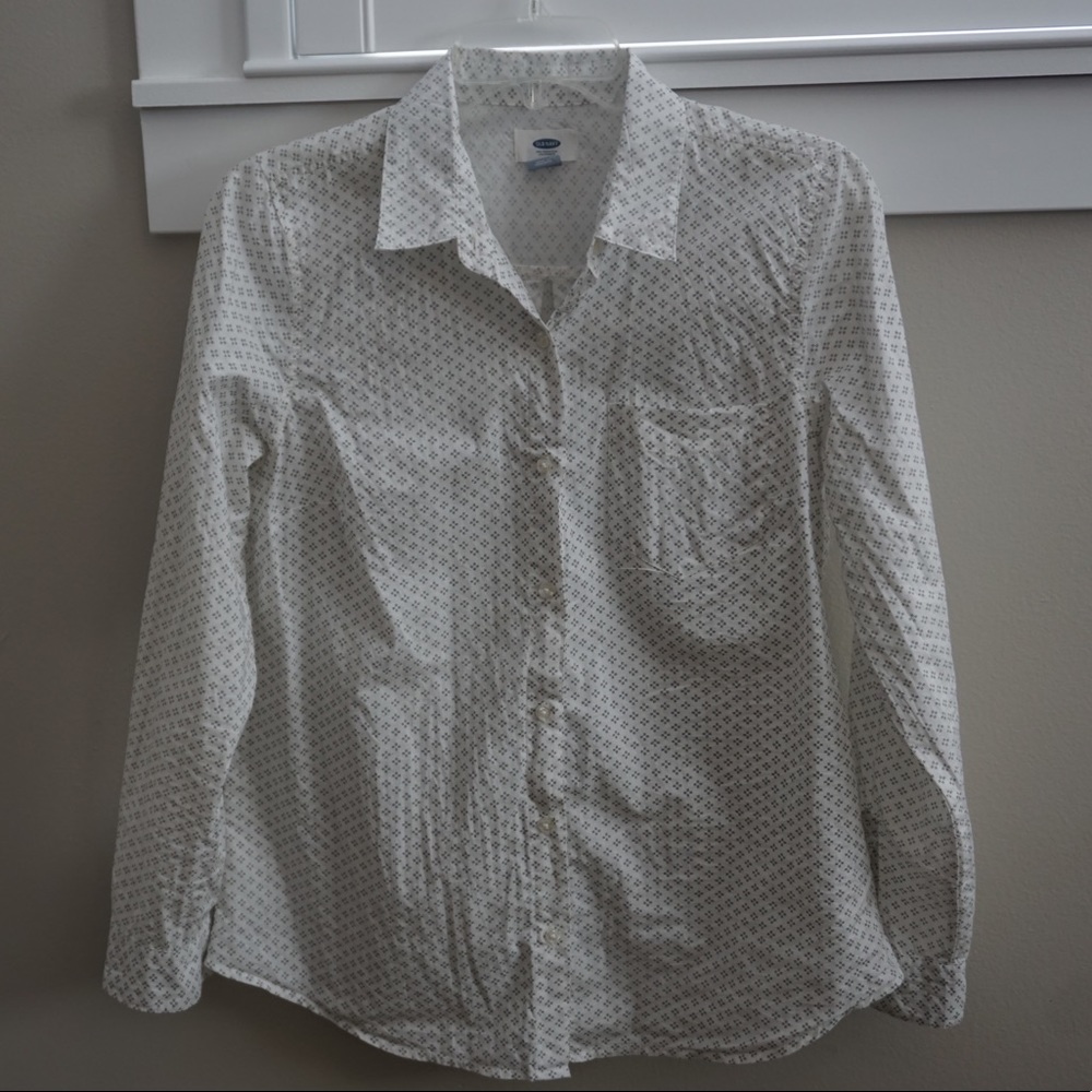 Small Old Navy White Button Down Shirt